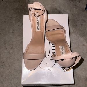Steve Madden, Carrson blush Lea size 9 heel